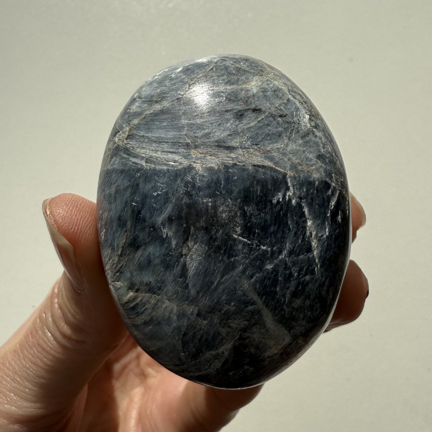 Kyanite Palm Stone 006