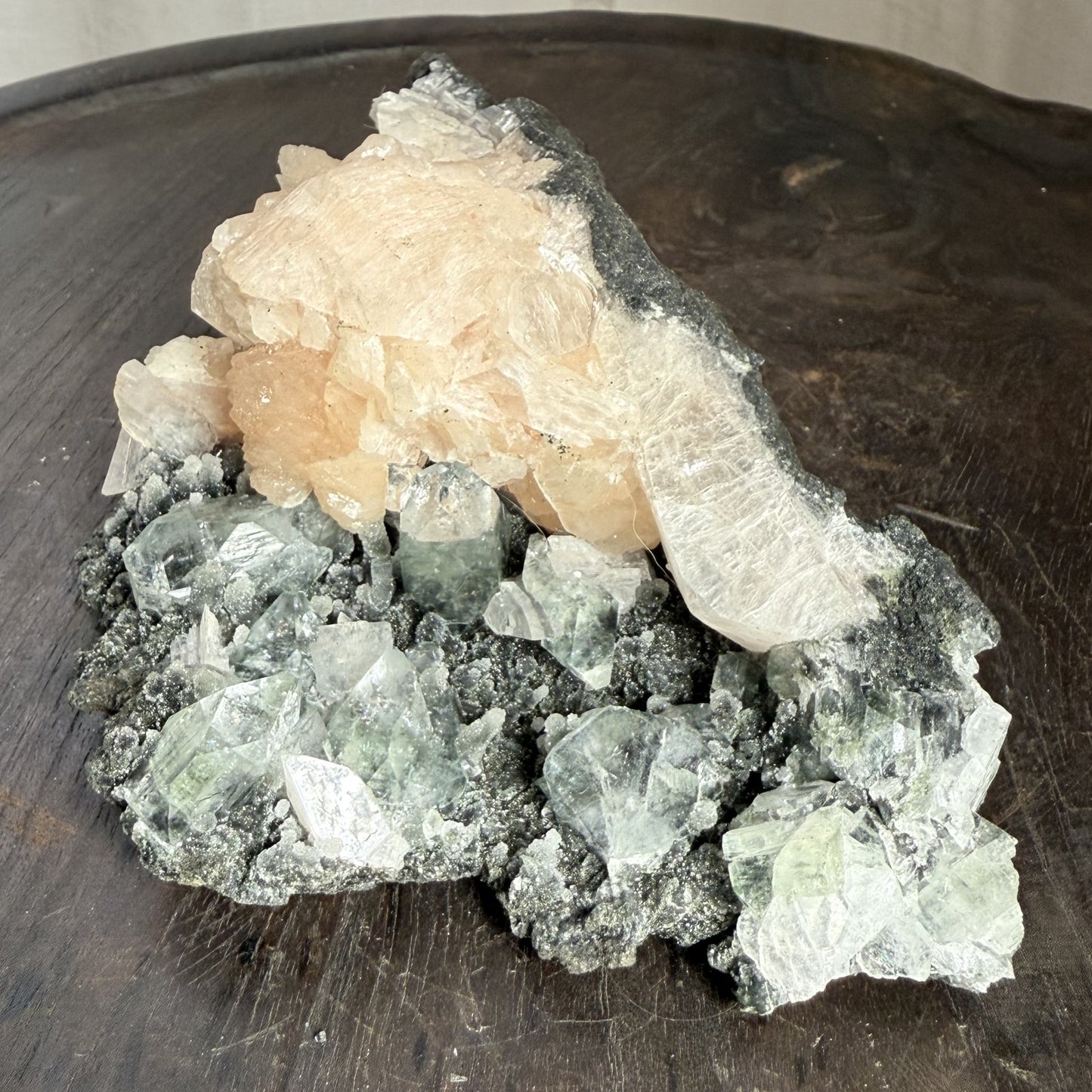 Black Chalcedony with Peach Stilbite 004