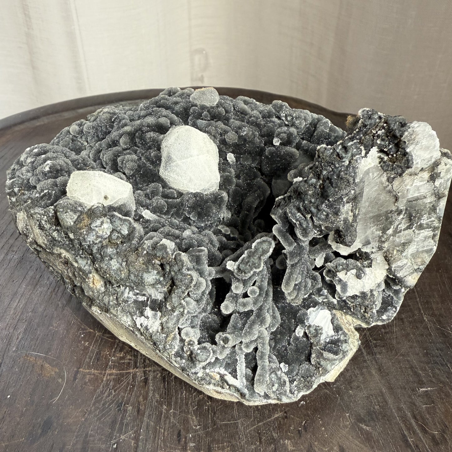 Black Chalcedony with Stilbite 001