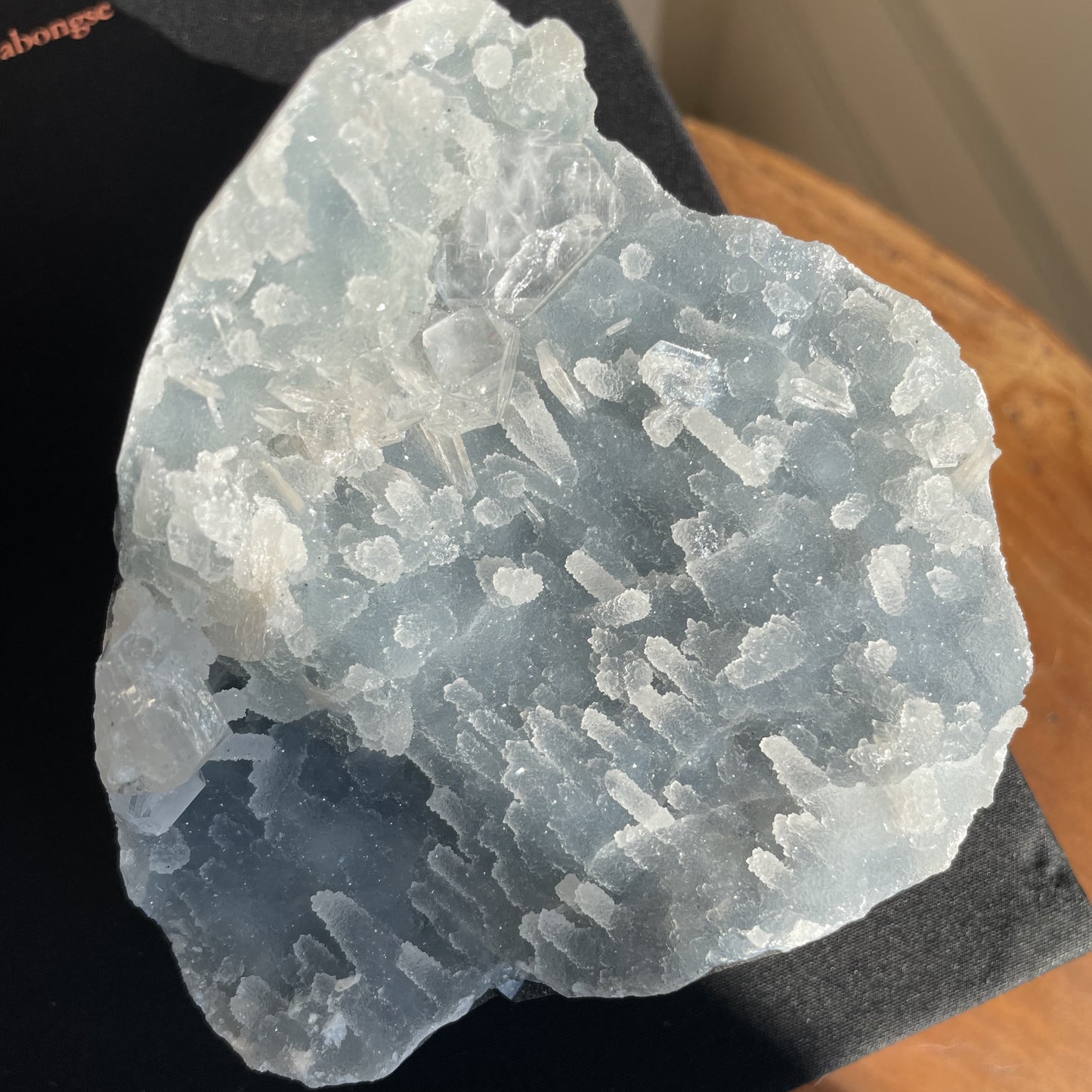 Apophyllite on Blue Chalcedony 003
