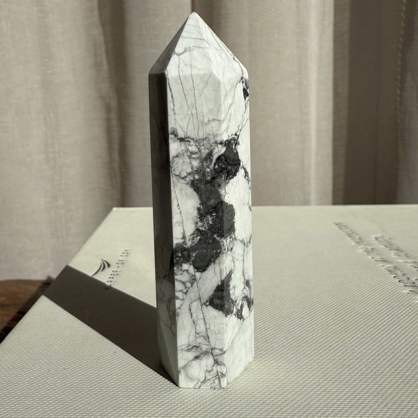Howlite Tower - 1