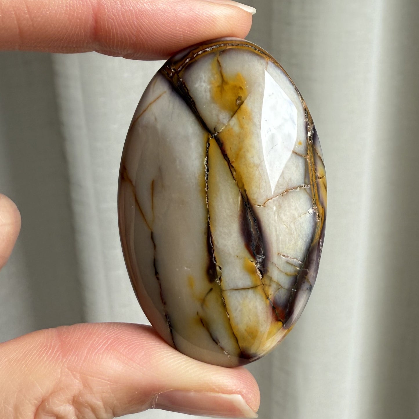 Mookaite Palm Stone - 006
