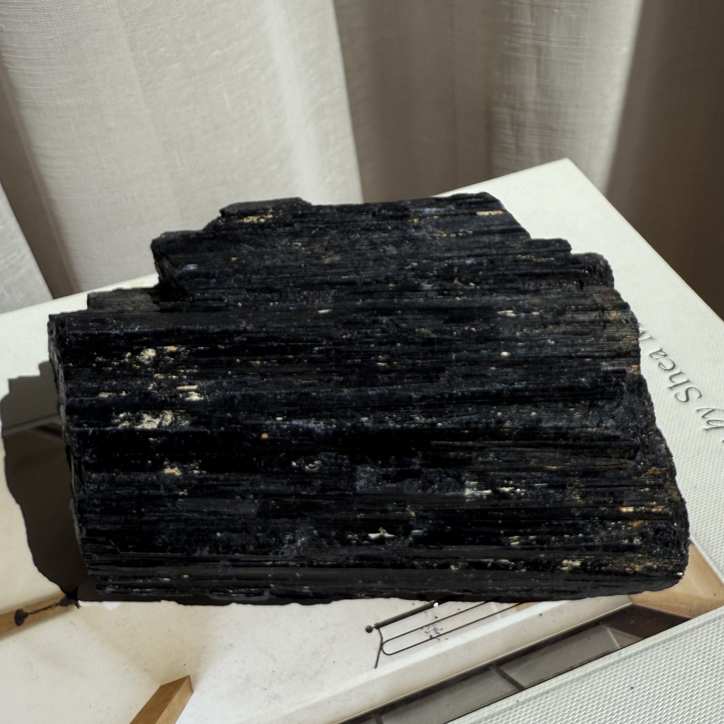 Black Tourmaline Raw 001