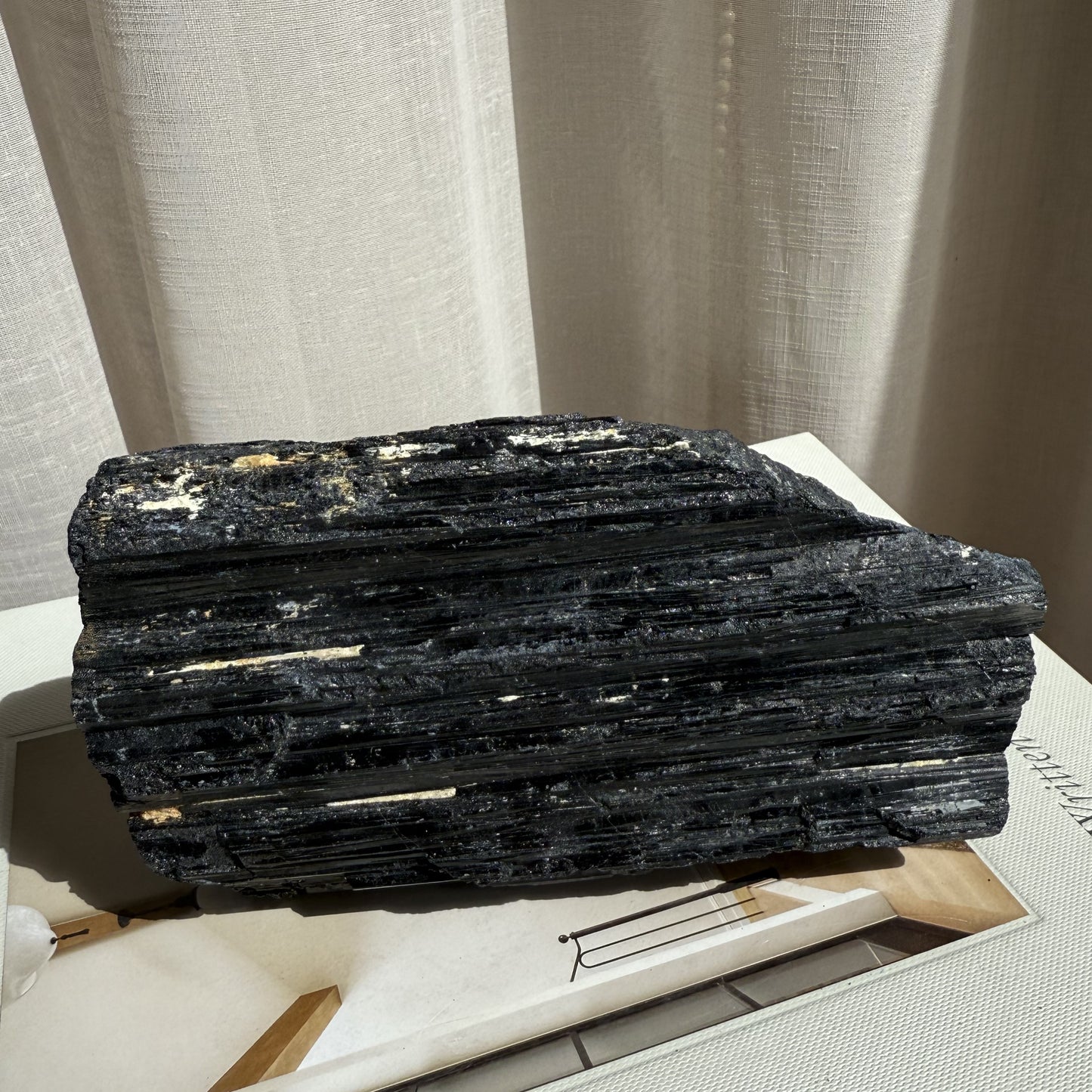Black Tourmaline Raw 002
