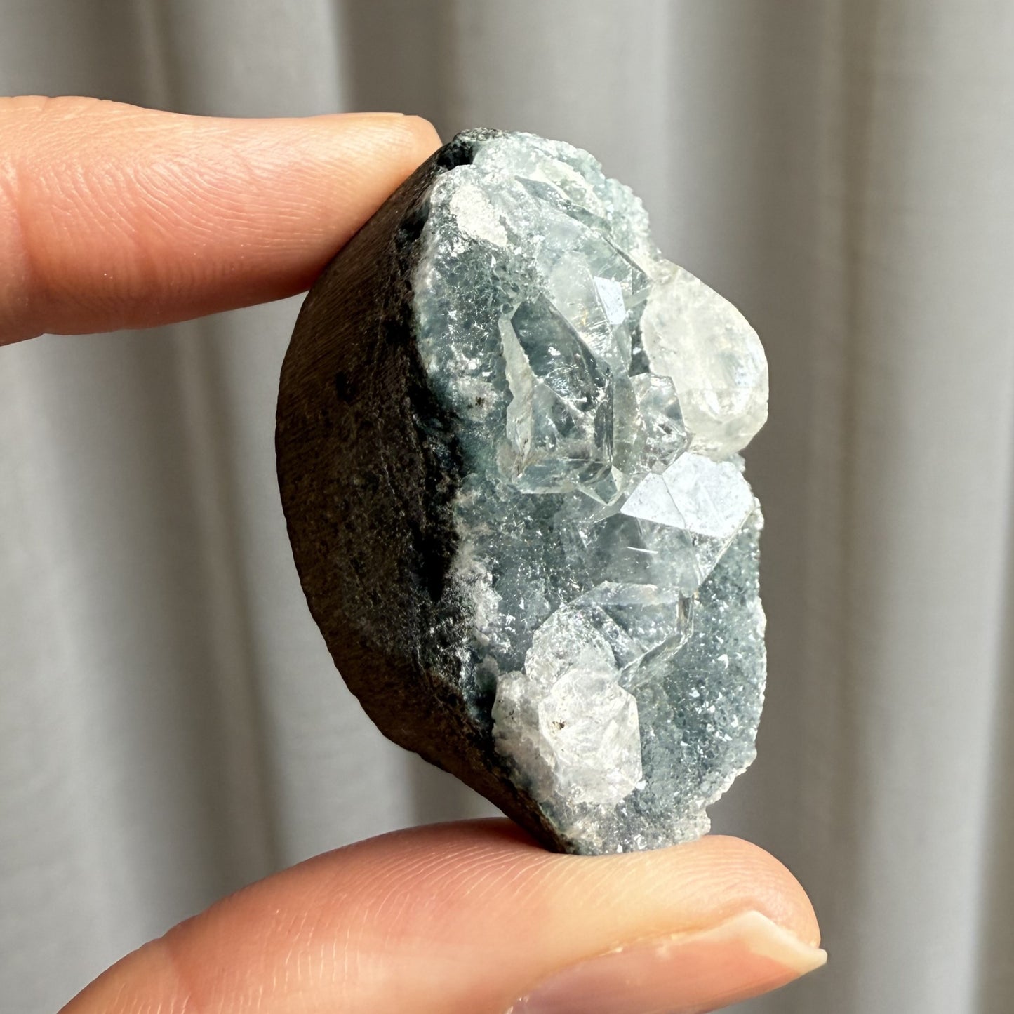 Chalcedony with Apophyllite 002