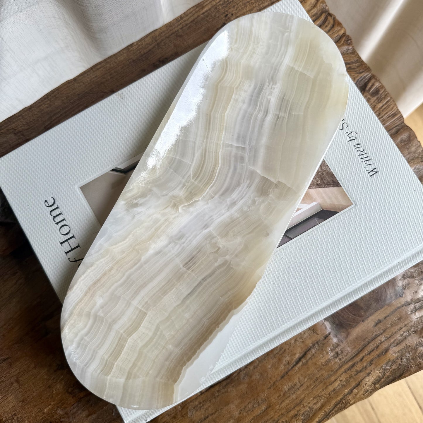 Onyx Oval Dish 1