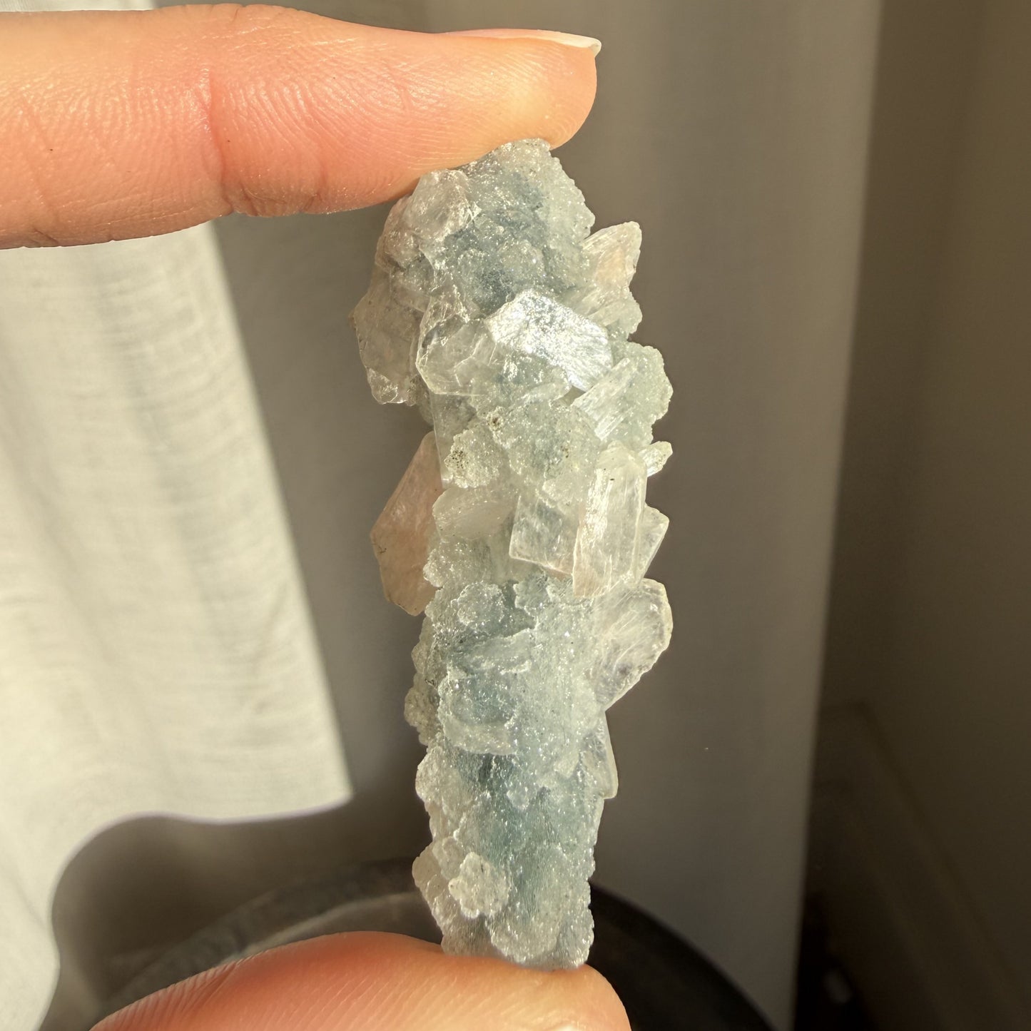 Apophyllite, Stilbite on Chalcedony