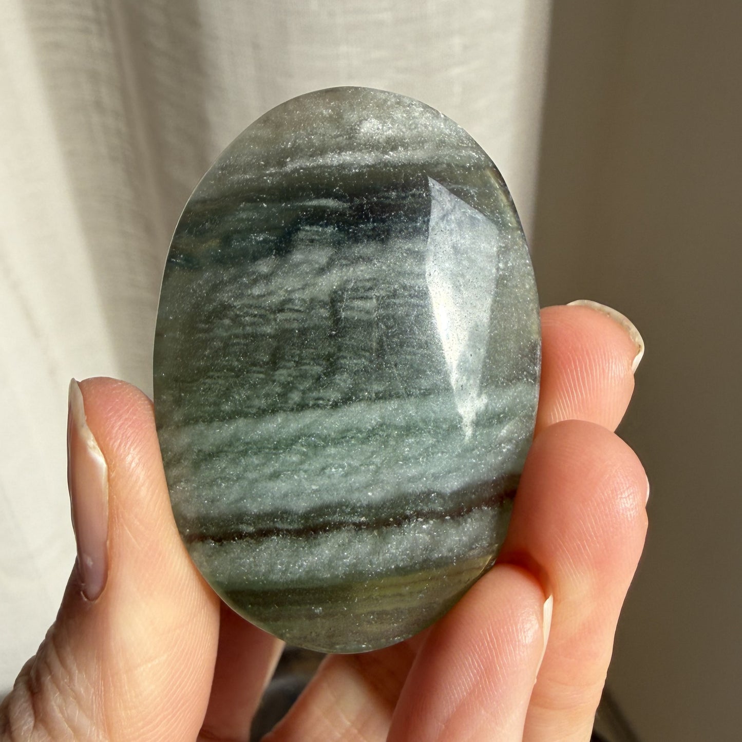 Silk Fluorite Palm 2
