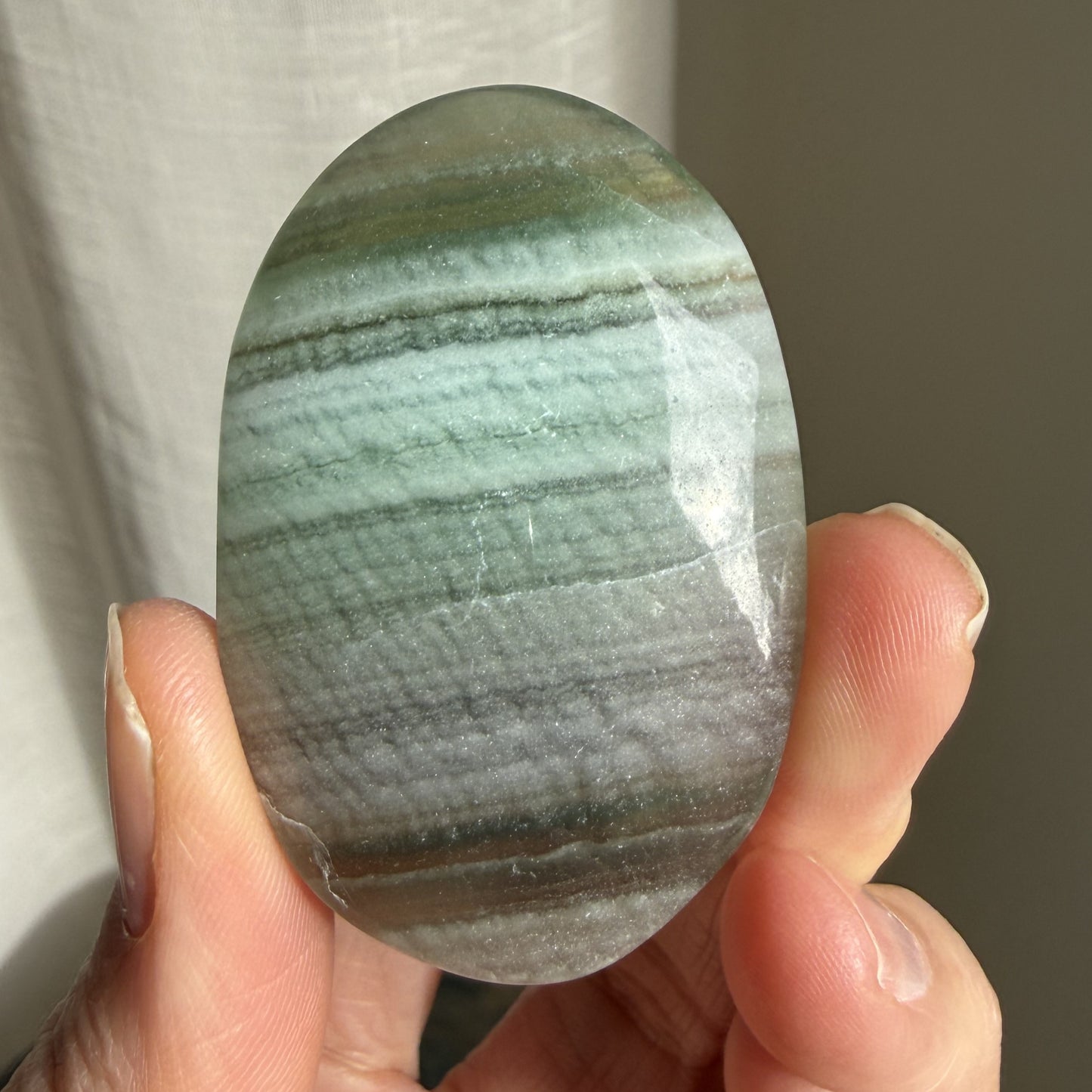 Silk Fluorite Palm 6