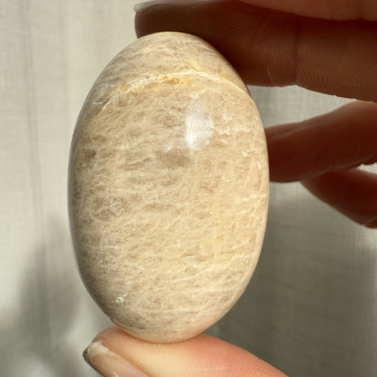 Peach Moonstone Shiva 001