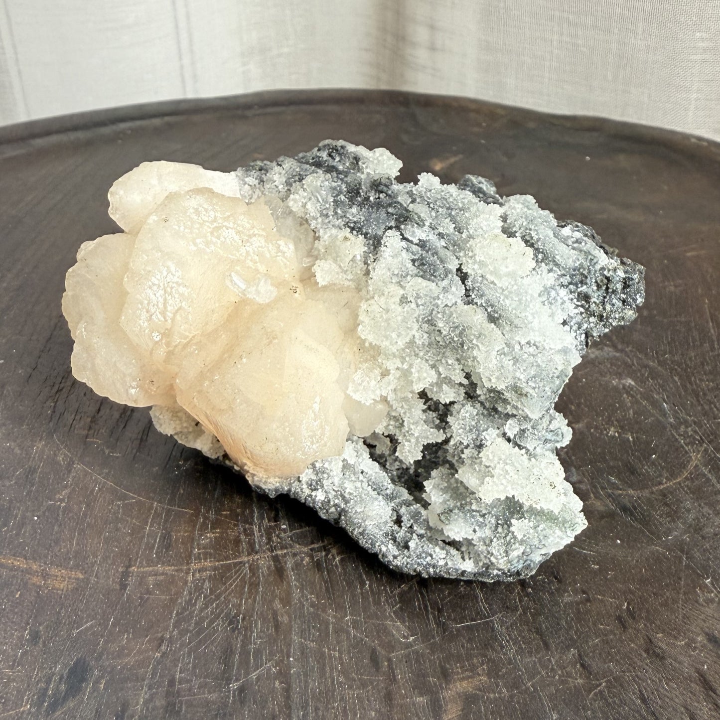 Black Chalcedony with Peach Stilbite 005