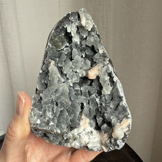 Black Chalcedony with Peach Stilbite 003