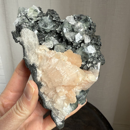 Black Chalcedony with Peach Stilbite 004