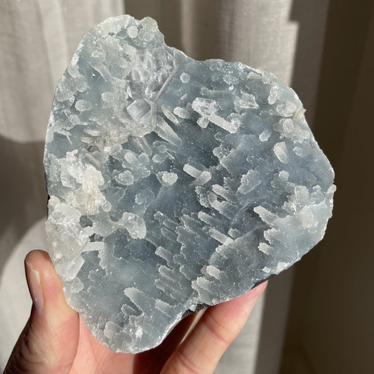 Apophyllite on Blue Chalcedony 003