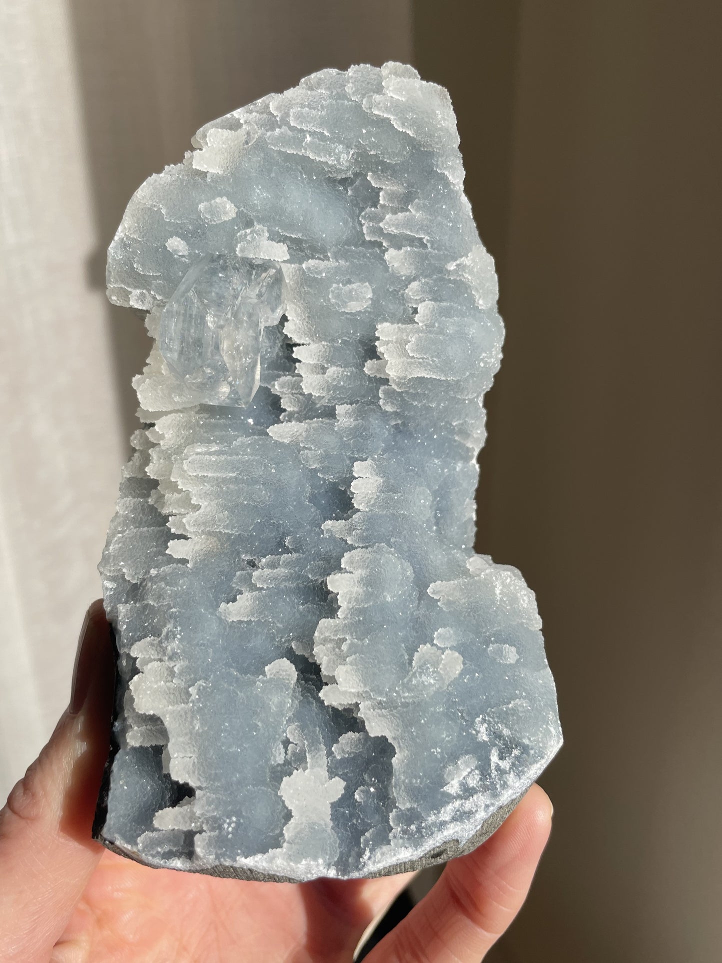 Apophyllite on Blue Chalcedony 002