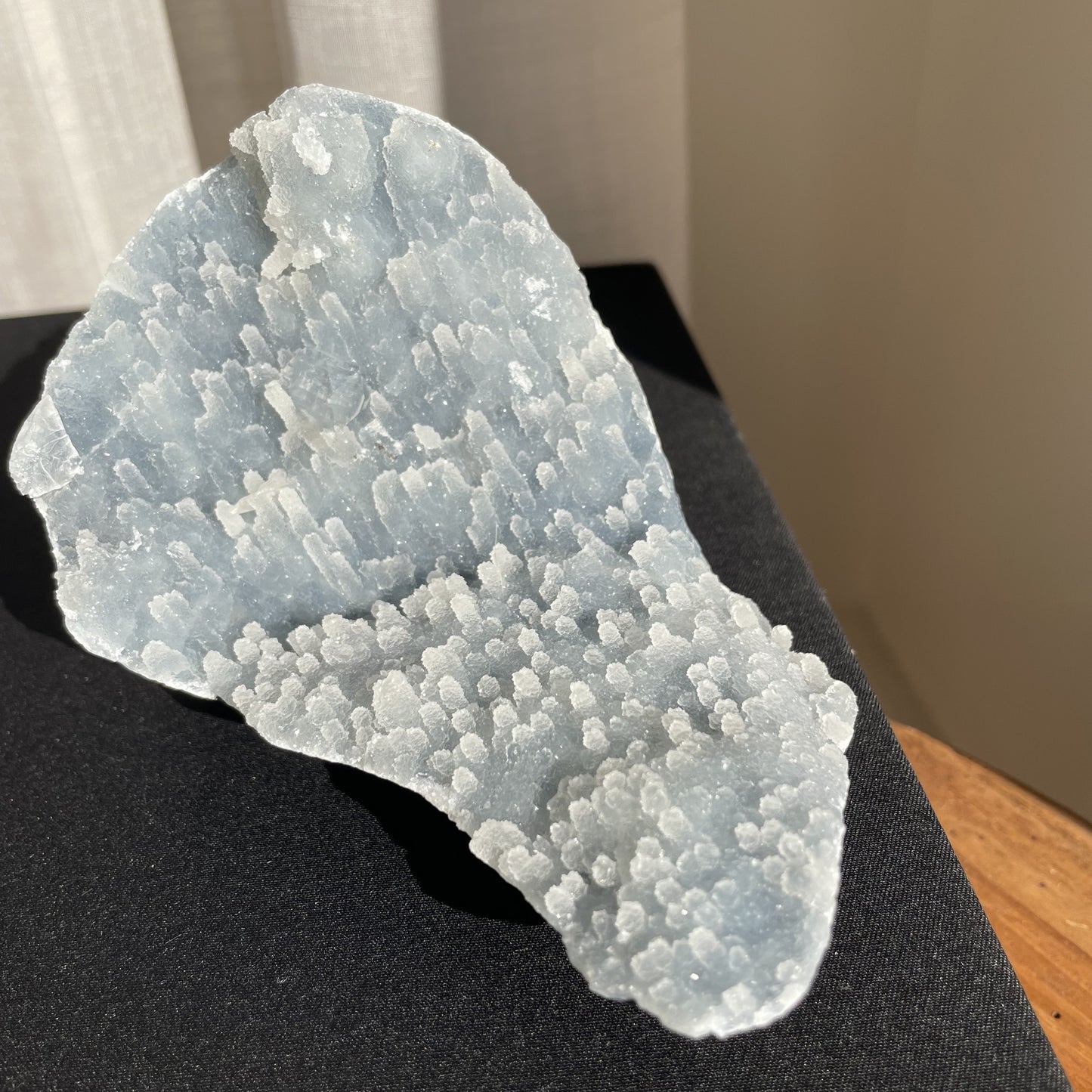 Apophyllite on Blue Chalcedony 001