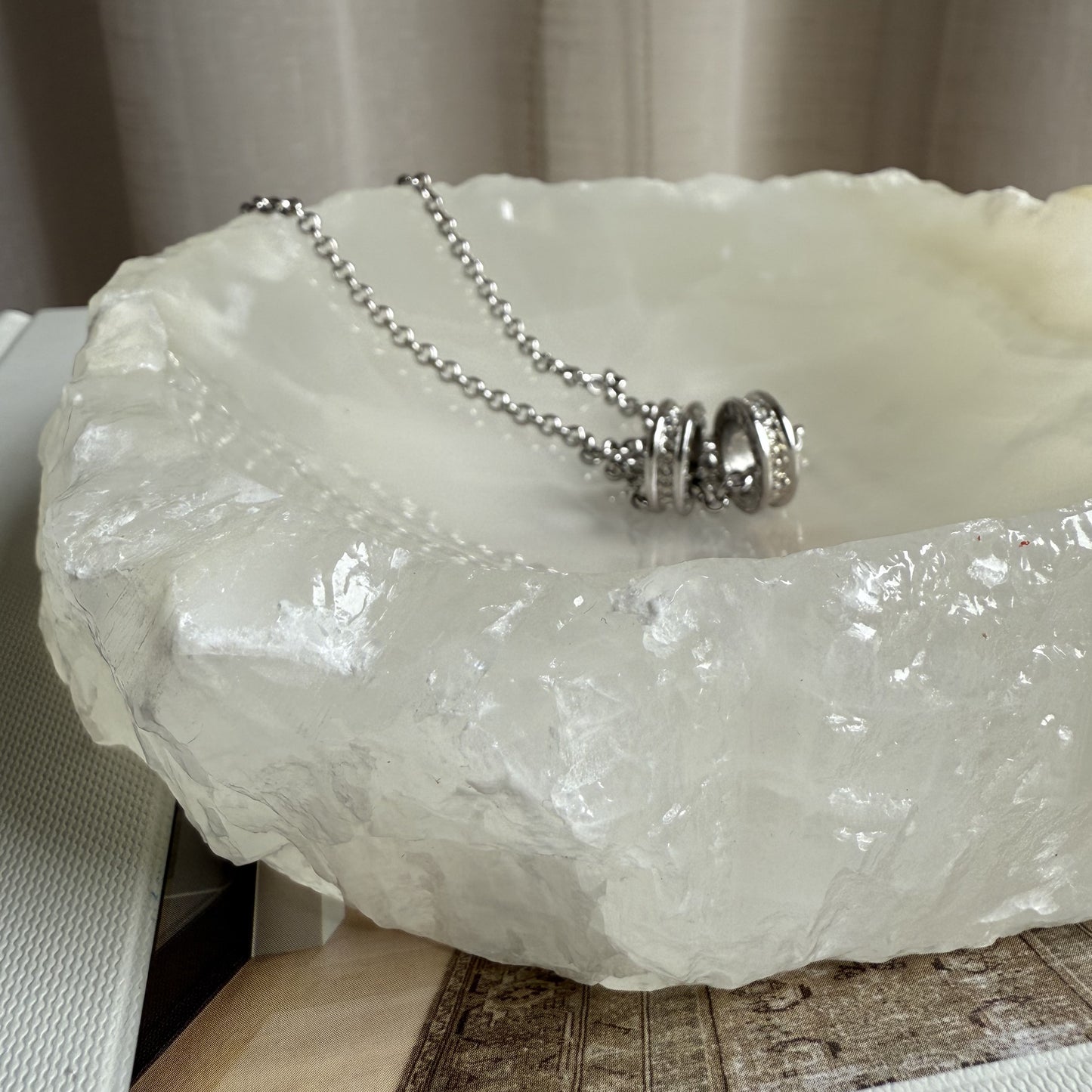 Raw Edge Onyx Bowl 001