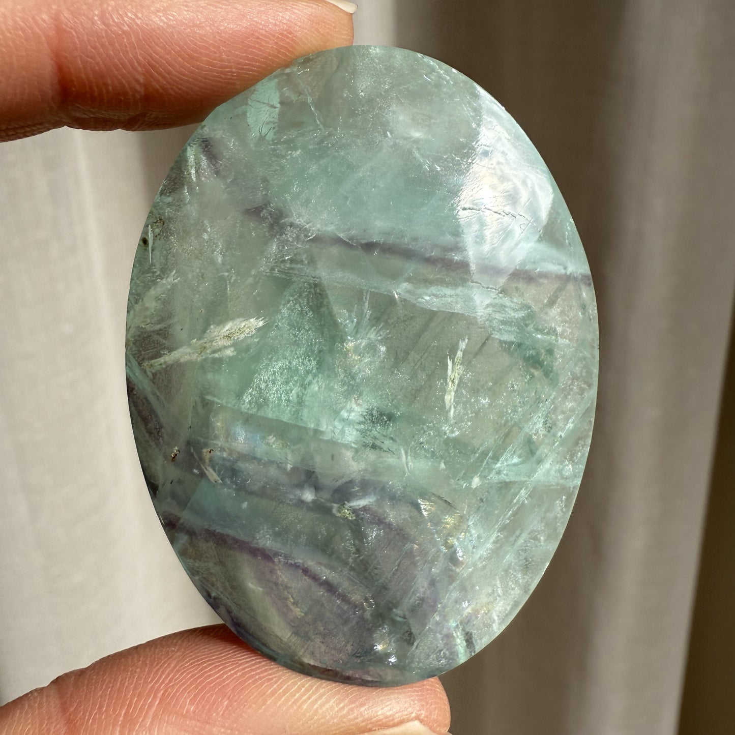 Fluorite Palm Stone 007