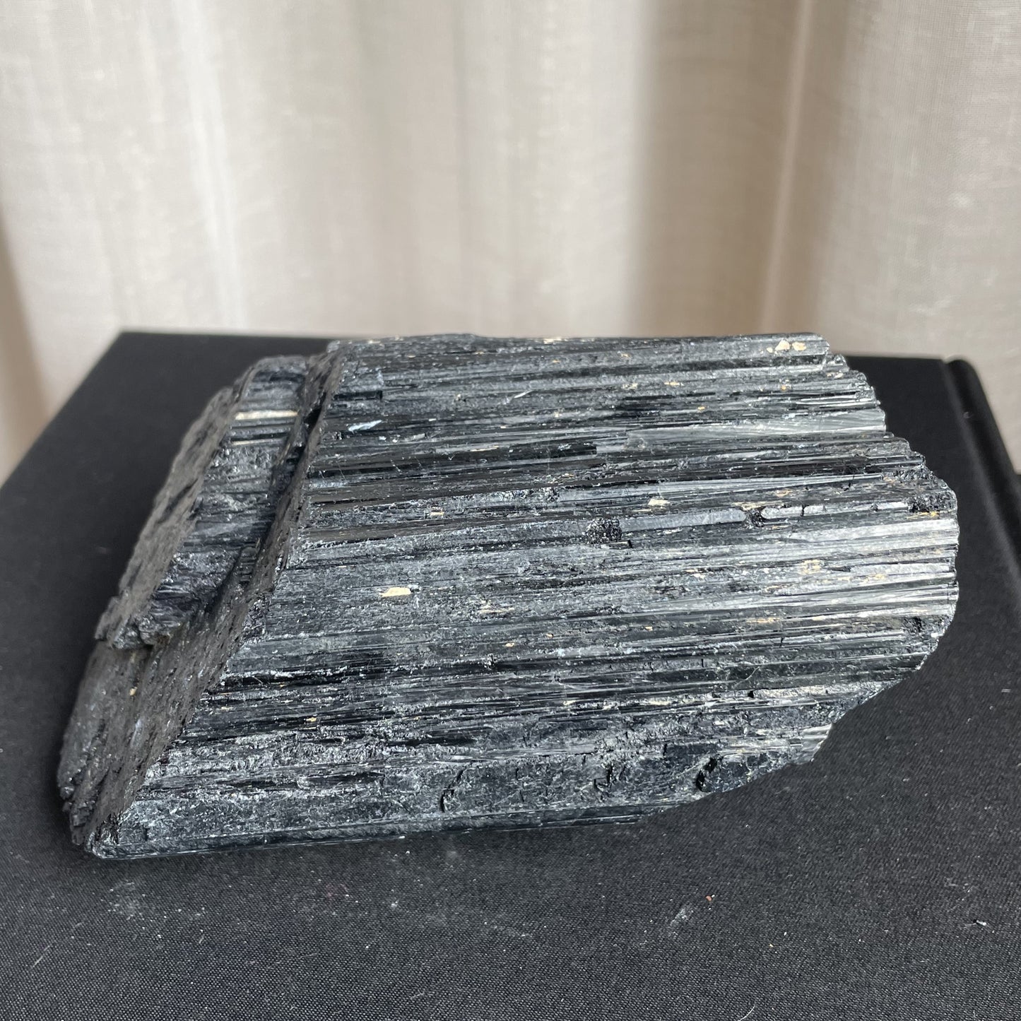 Black Tourmaline Raw 005