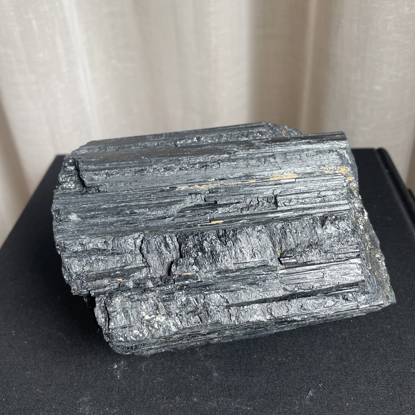 Black Tourmaline Raw 005