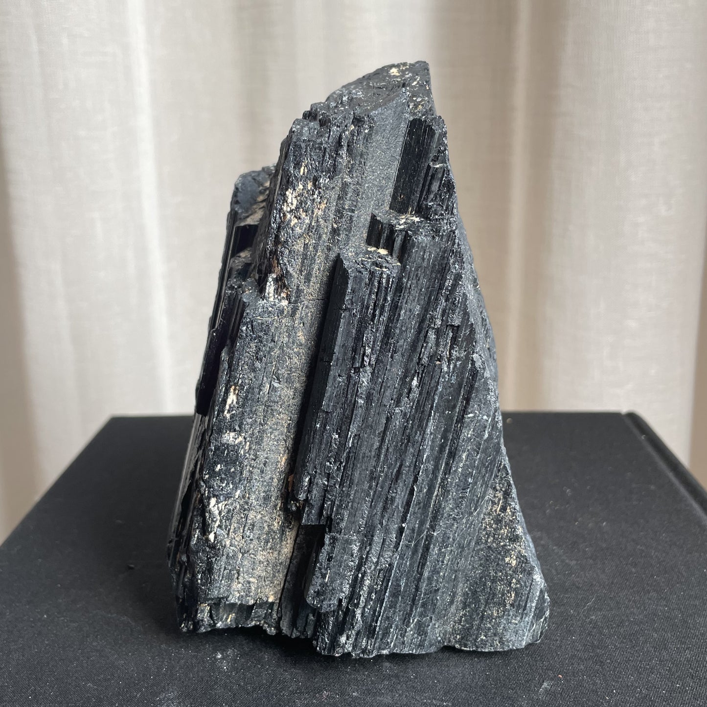 Black Tourmaline Raw 006