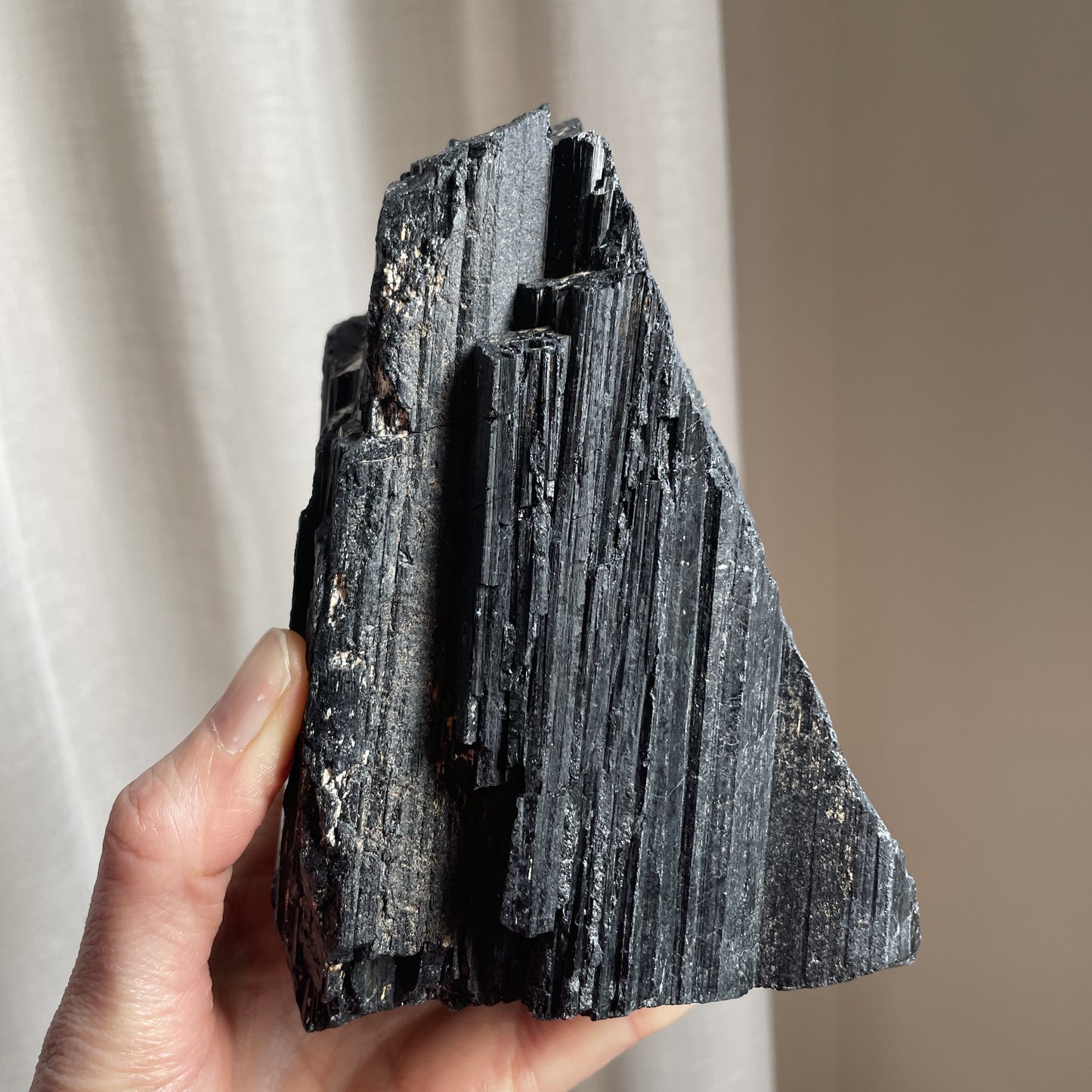 Black Tourmaline Raw 006