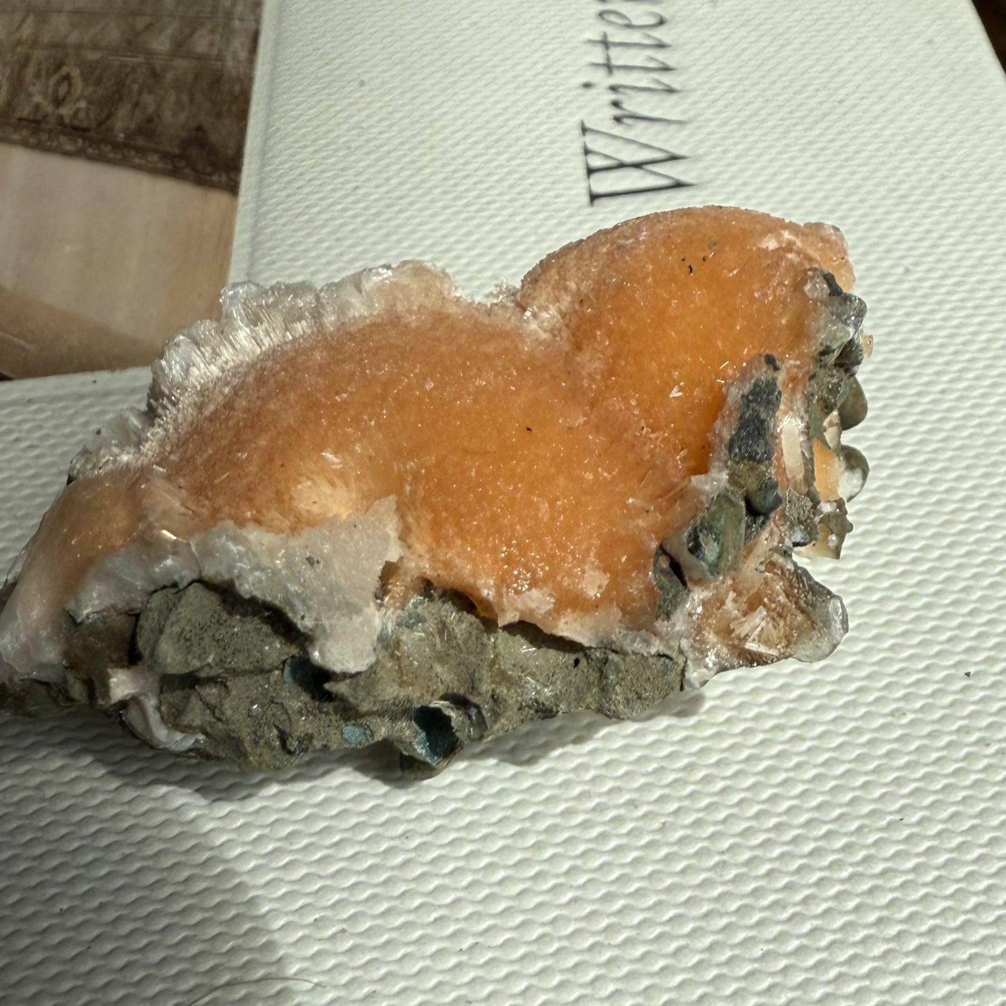 Thomsonite - RARE 010