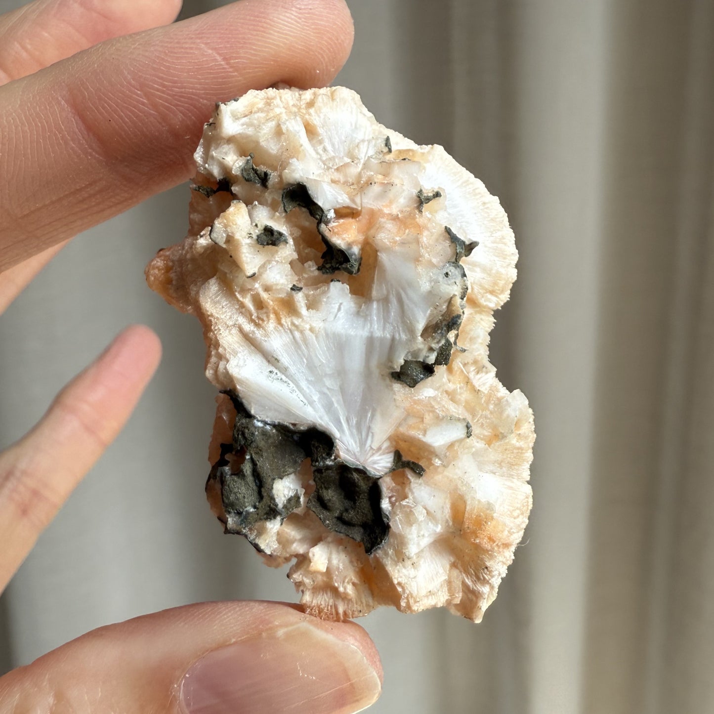 Thomsonite - RARE 012