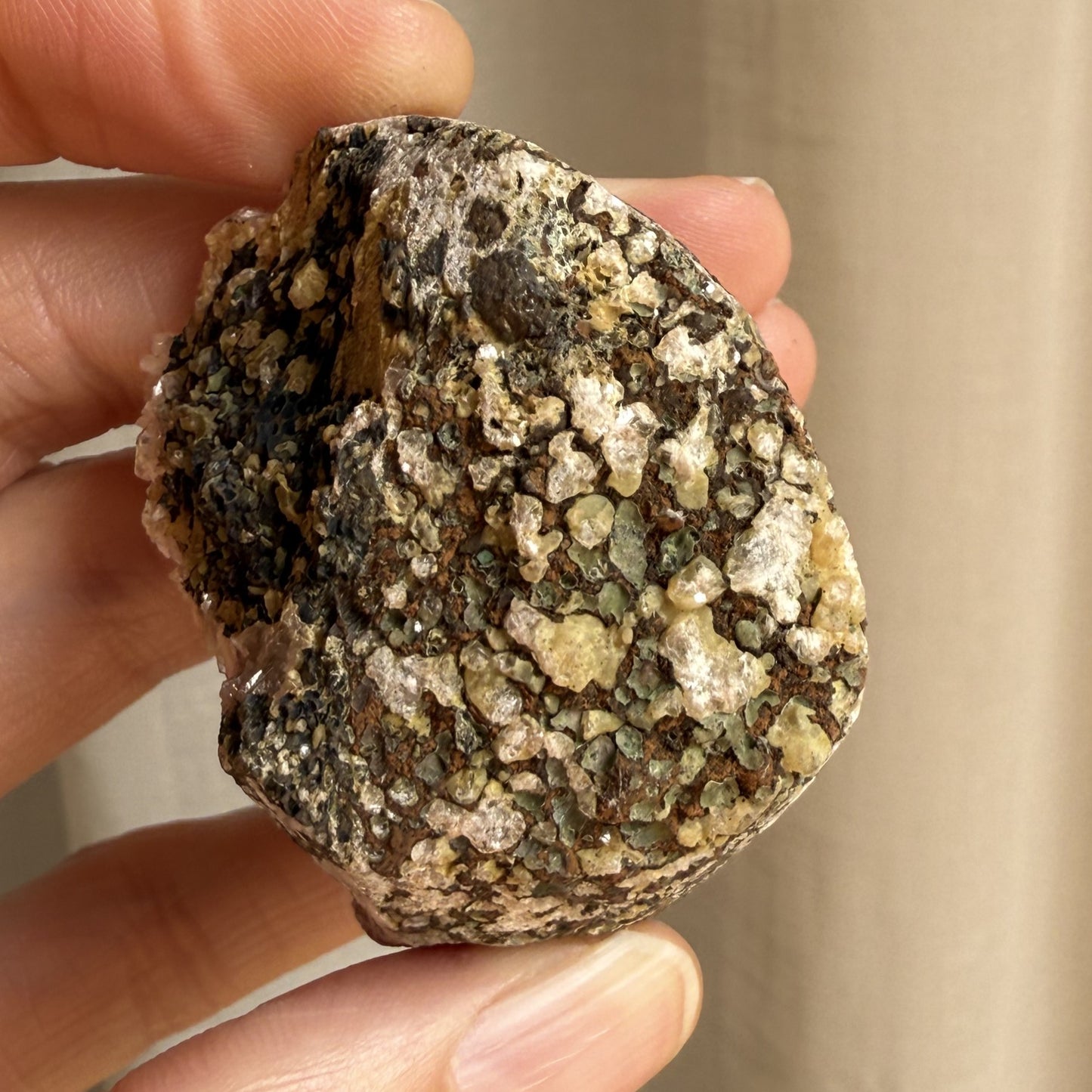 Apophyllite on Stilbite