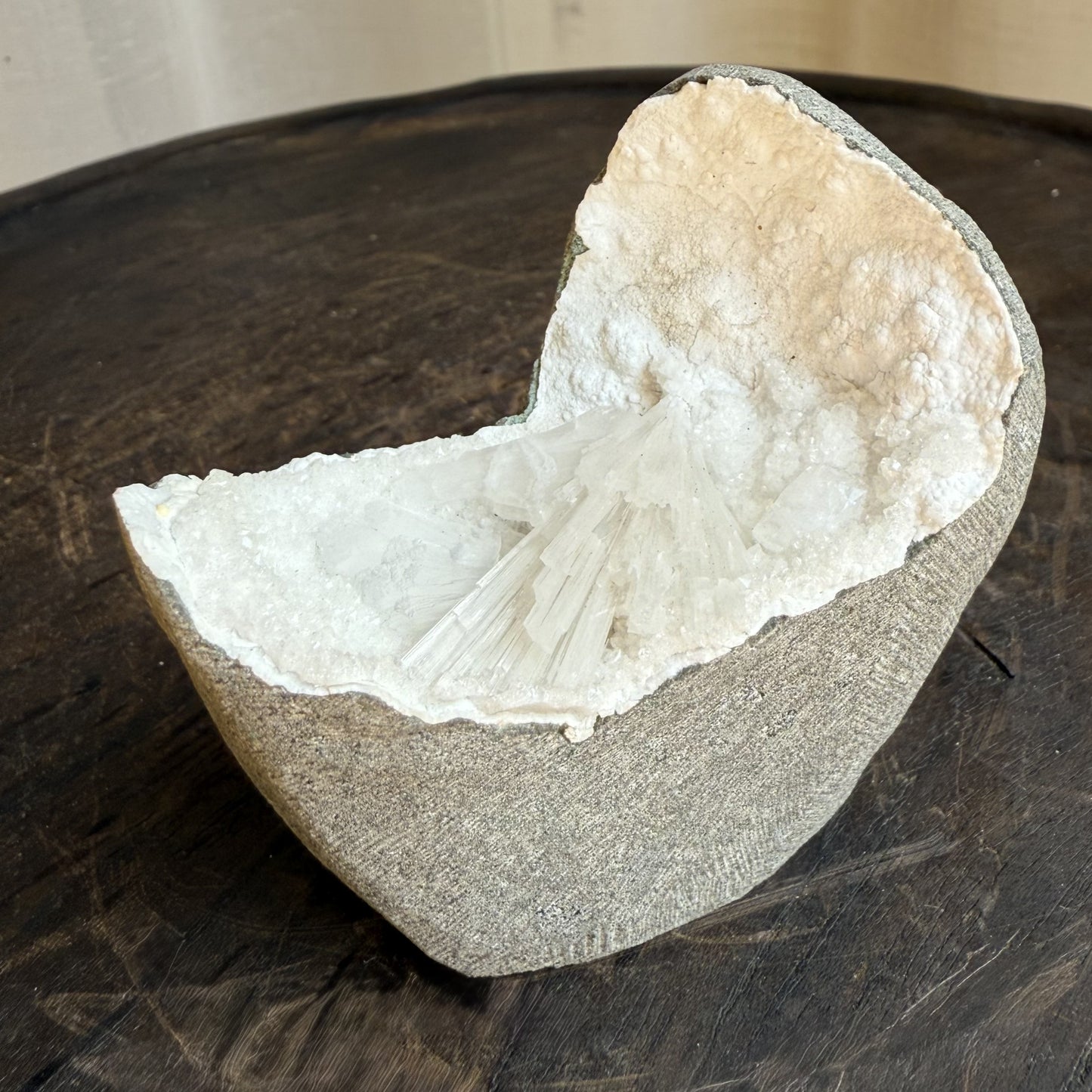 Scolecite Geode 4