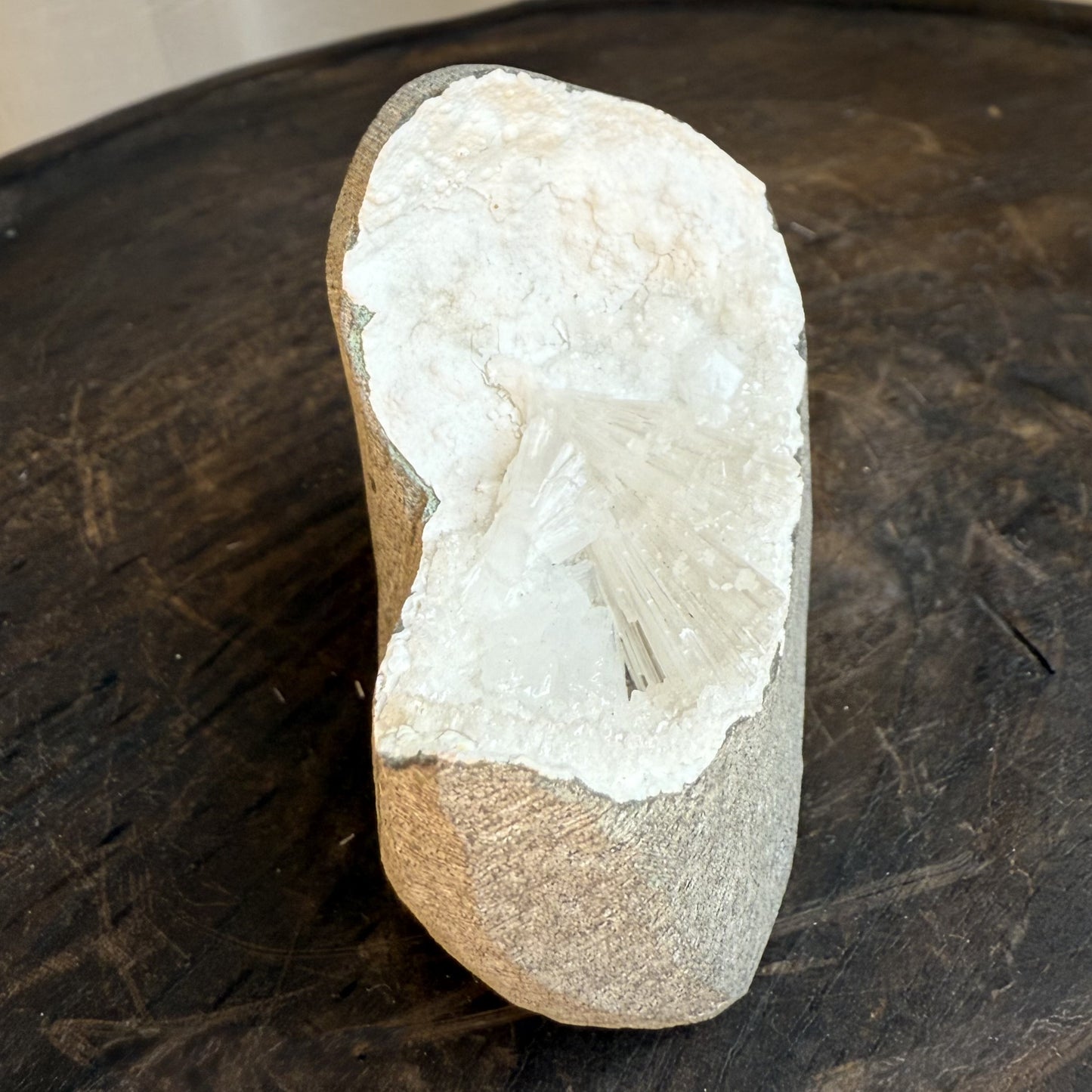 Scolecite Geode 4