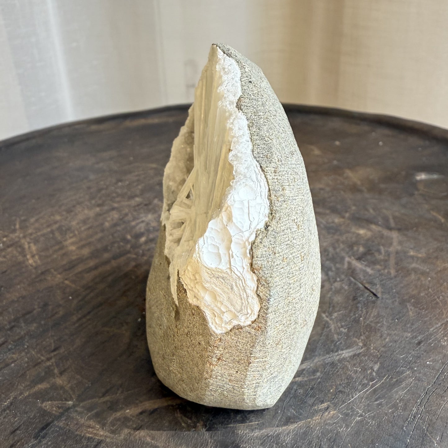Scolecite Geode 6
