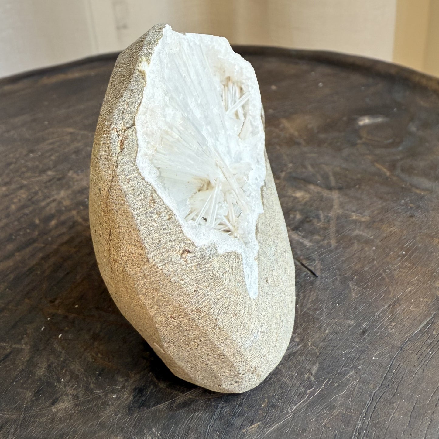 Scolecite Geode 6