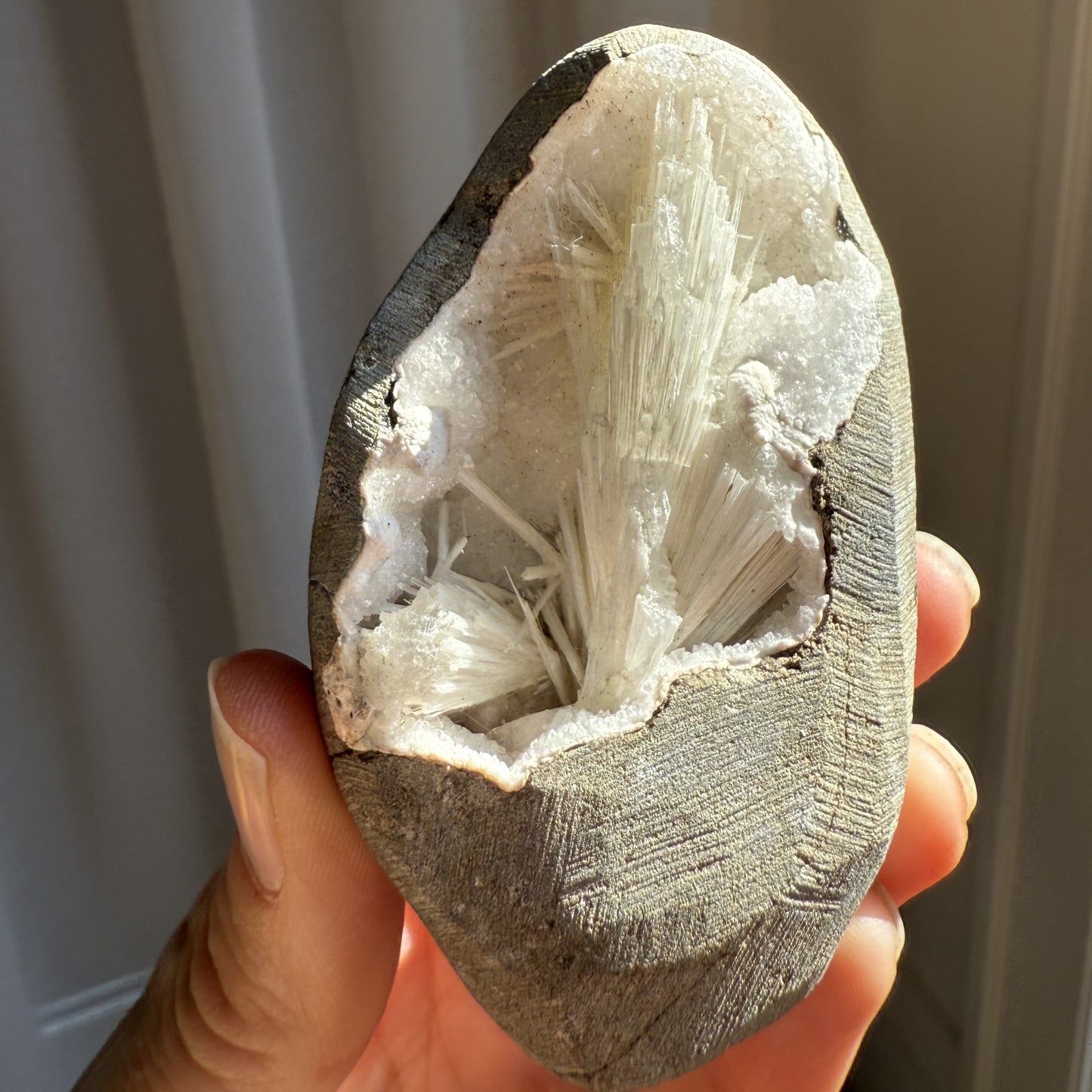 Scolecite Geode 7