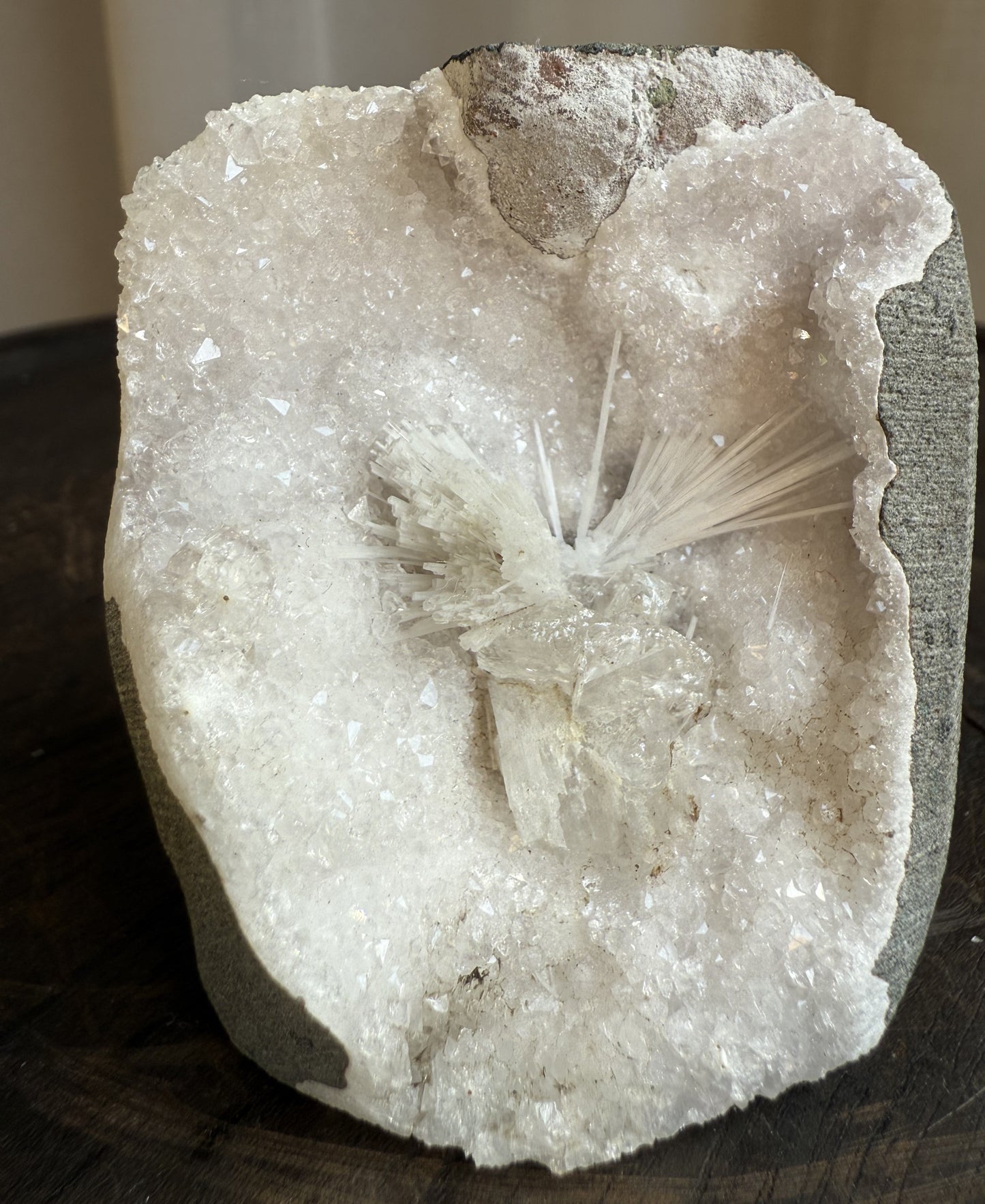Scolecite Geode 8