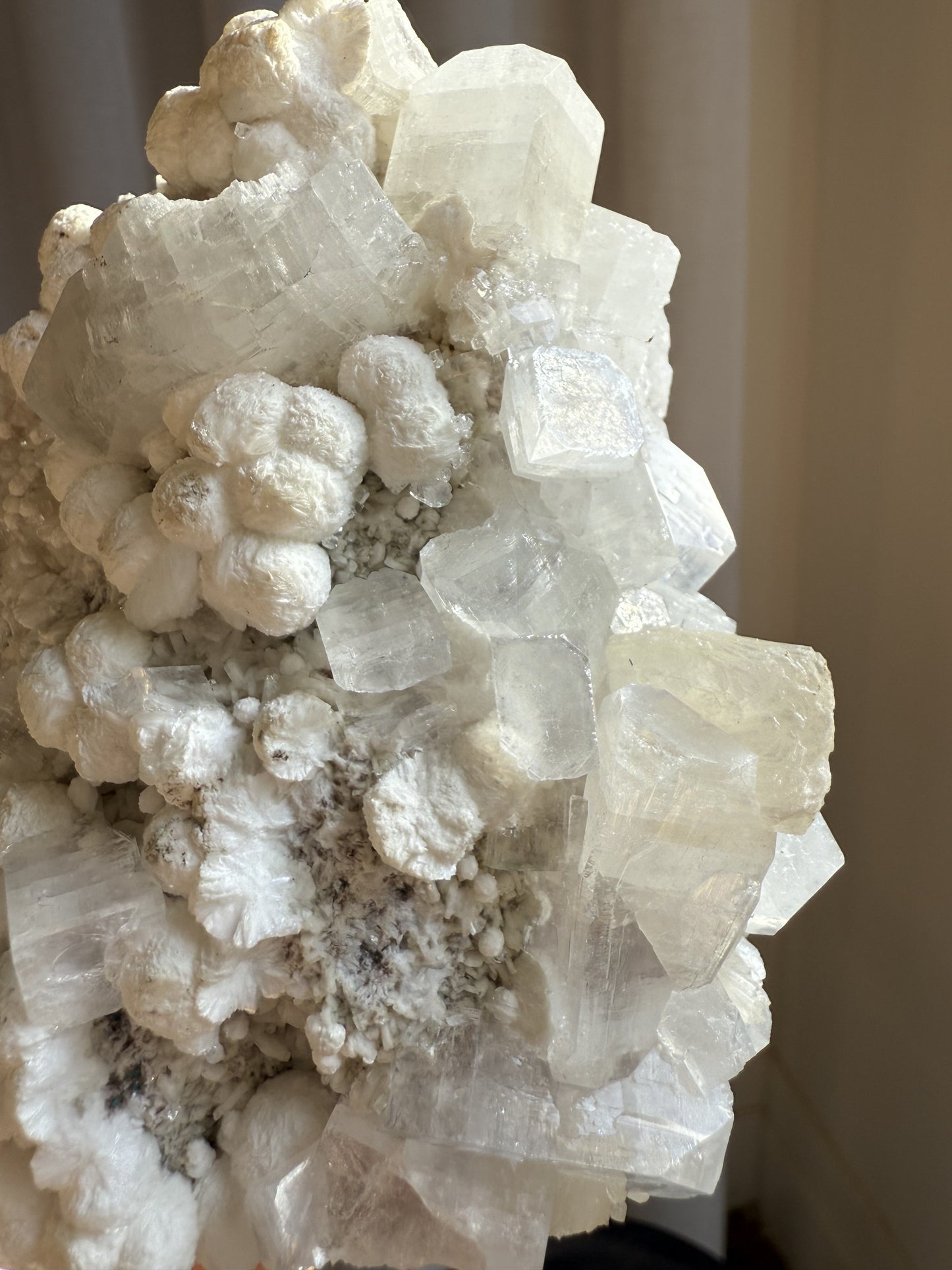 Chalcedony with Mordenite Spheres, Cubic Apophyllite & Calcite 3