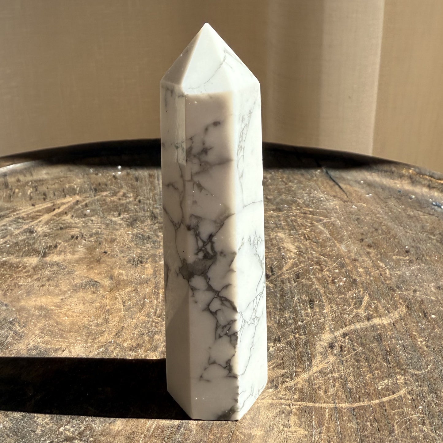 Howlite Tower - 4