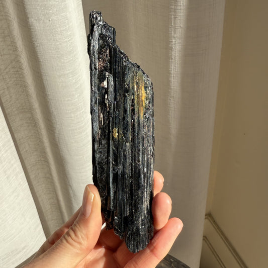 Black Tourmaline Raw 1