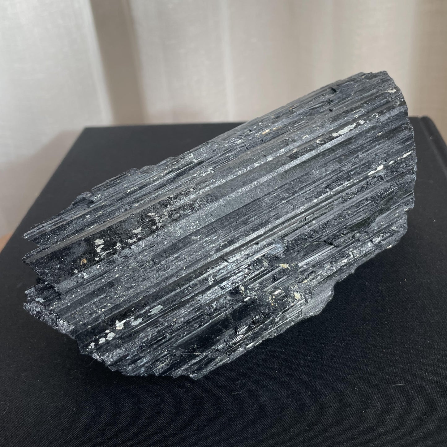 Black Tourmaline Raw 004