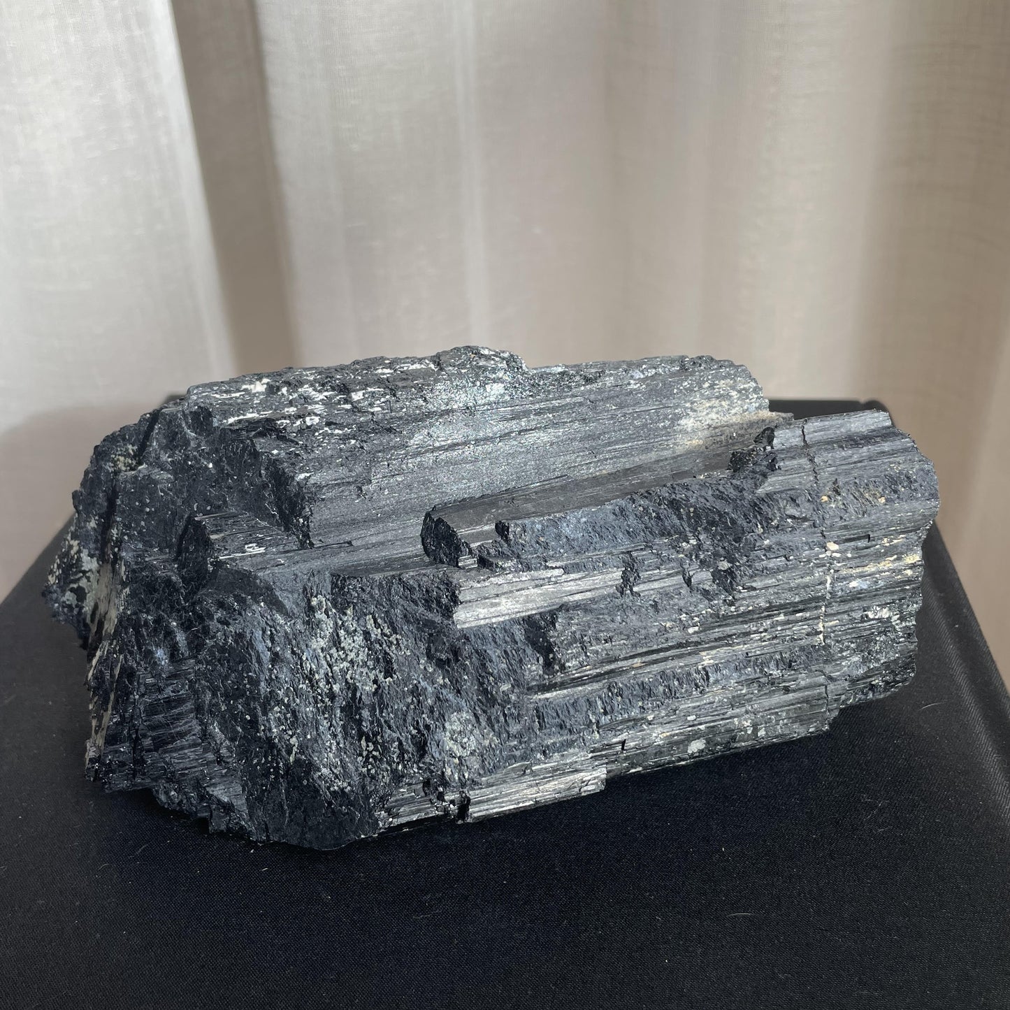 Black Tourmaline Raw 004